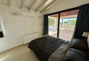 Bungalow For Sale  in  Peyia