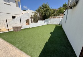 Bungalow For Sale  in  Peyia