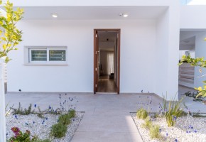 Detached Villa For Sale  in  Peyia