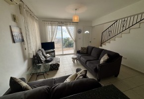 Town House For Sale  in  Peyia