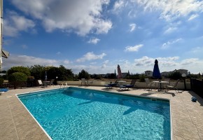 Town House For Sale  in  Peyia