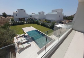 Detached Villa For Sale  in  Yeroskipou