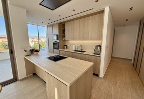Penthouse For Sale  in  Kato Paphos