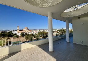 Penthouse For Sale  in  Kato Paphos