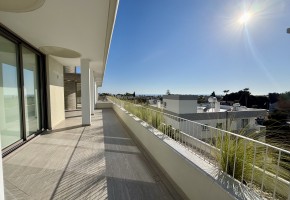 Penthouse For Sale  in  Kato Paphos