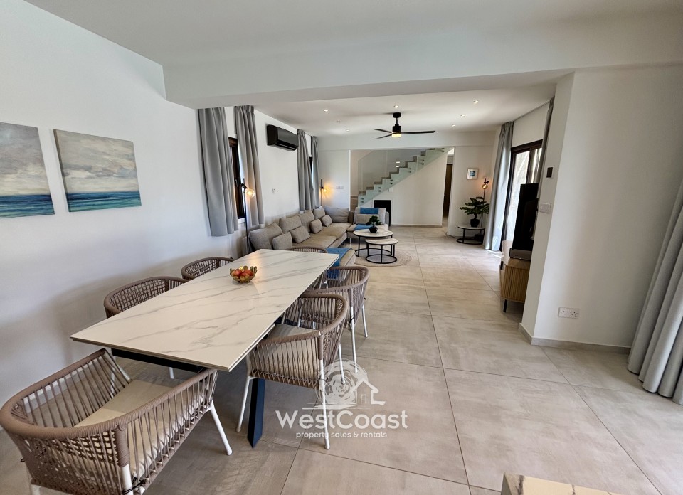 Detached Villa For Sale  in  Peyia