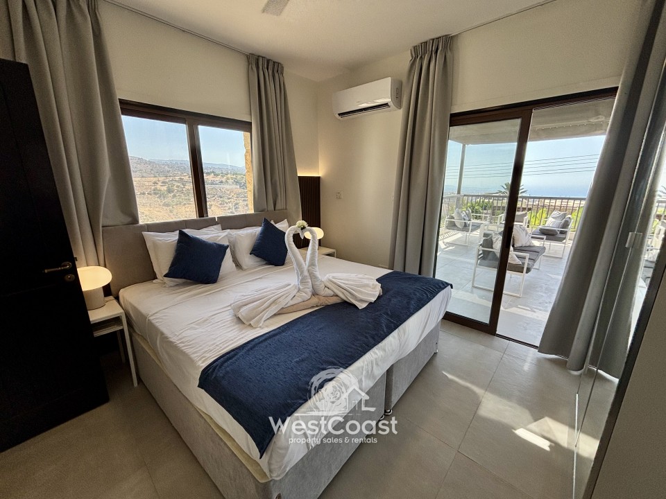 Detached Villa For Sale  in  Peyia