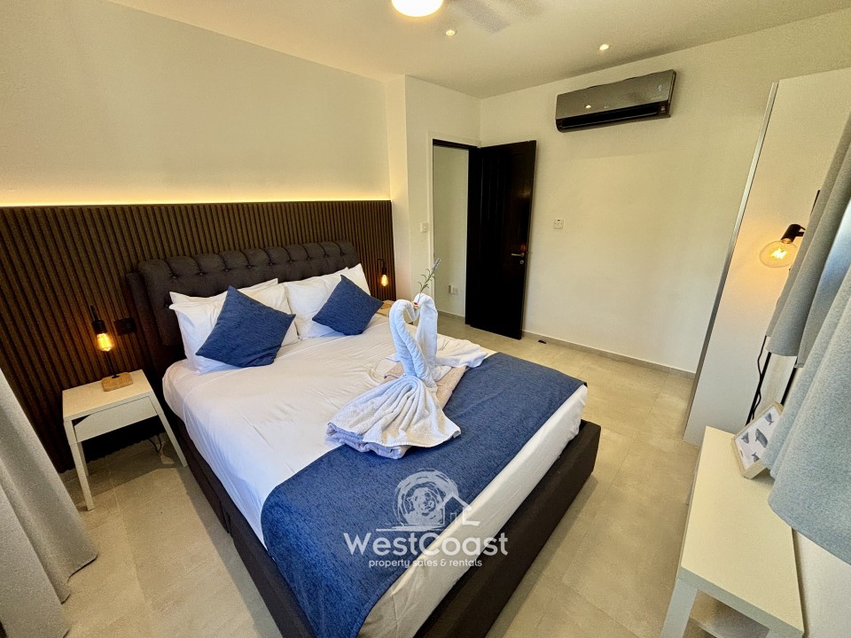 Detached Villa For Sale  in  Peyia