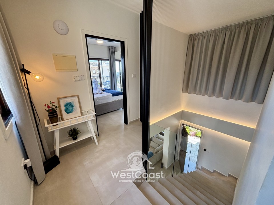 Detached Villa For Sale  in  Peyia