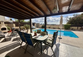 Detached Villa For Sale  in  Peyia