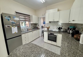 Detached Villa For Sale  in  Peyia