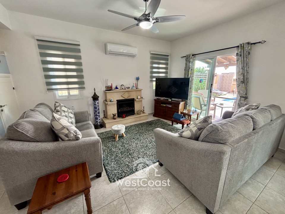 Detached Villa For Sale  in  Peyia