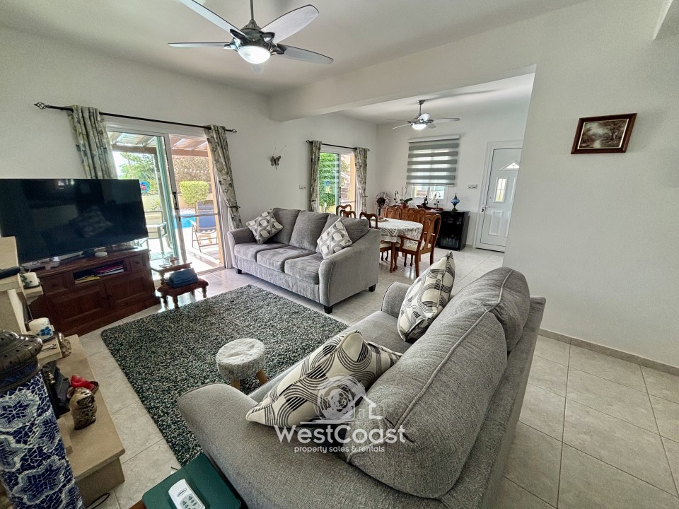 Detached Villa For Sale  in  Peyia