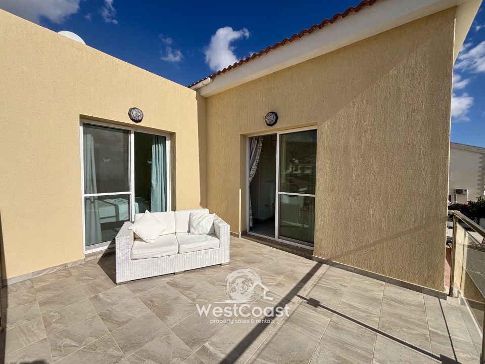 Detached Villa For Sale  in  Peyia