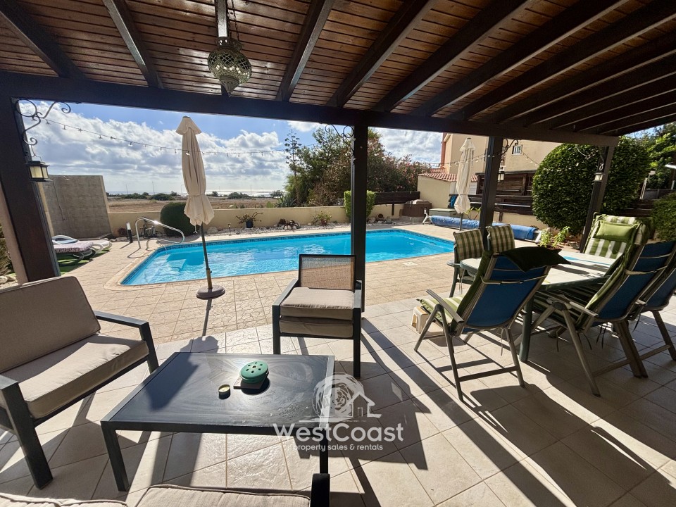 Detached Villa For Sale  in  Peyia