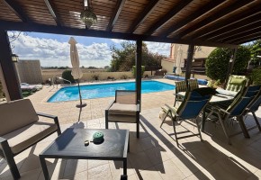 Detached Villa For Sale  in  Peyia