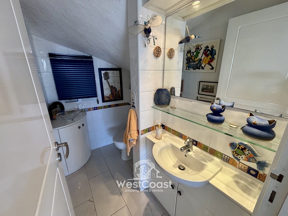 Detached Villa For Sale  in  Chloraka