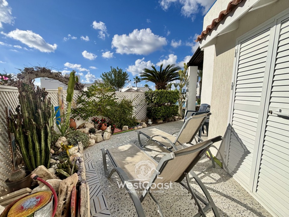 Detached Villa For Sale  in  Chloraka