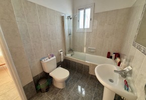 Apartment For Sale  in  Chloraka