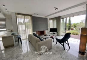 Detached Villa For Rent  in  Latchi