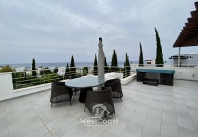 Detached Villa For Rent  in  Latchi