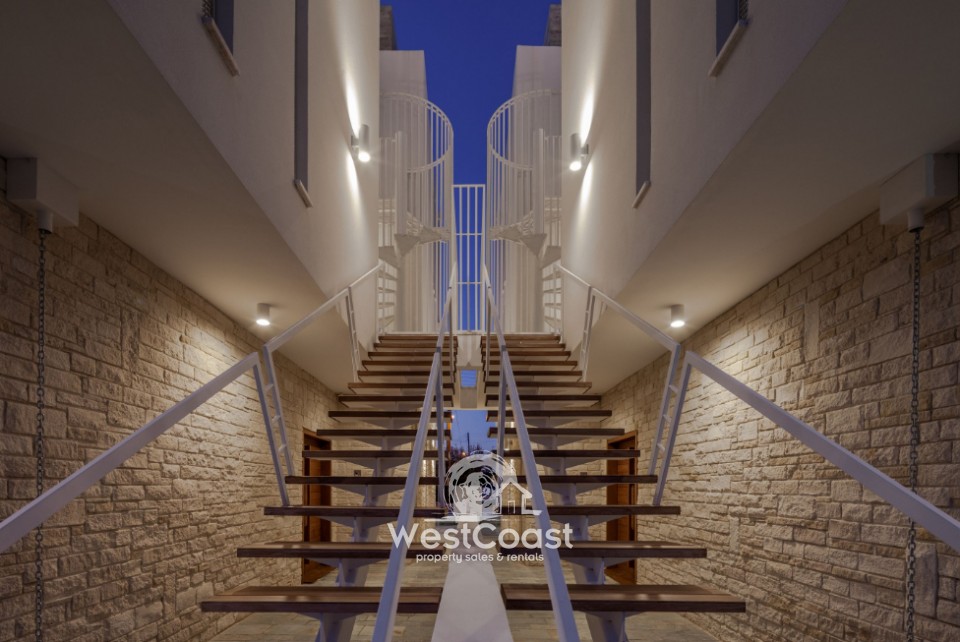 Detached Villa For Sale  in  Exo Vrisi