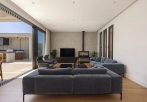 Detached Villa For Sale  in  Agia Marinouda