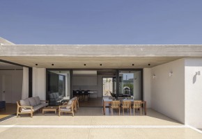 Detached Villa For Sale  in  Agia Marinouda