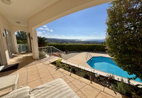 Detached Villa For Sale  in  Peyia