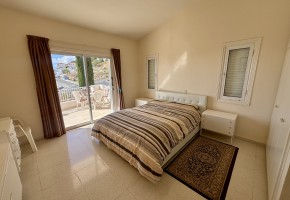 Detached Villa For Sale  in  Peyia
