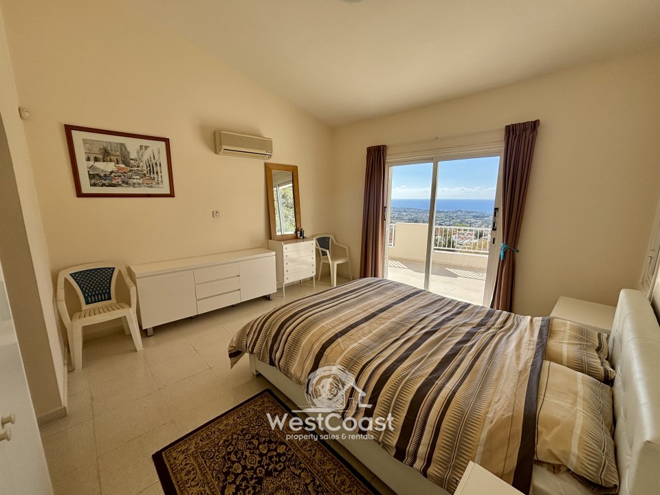 Detached Villa For Sale  in  Peyia