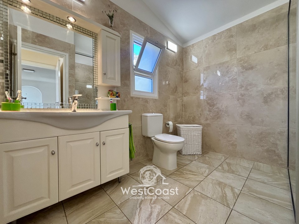 Detached Villa For Sale  in  Peyia