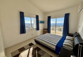 Detached Villa For Sale  in  Peyia