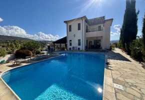 Detached Villa For Sale in Peristerona, Paphos - SL24107