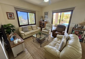 Detached Villa For Sale  in  Peristerona