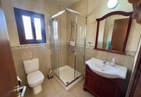 Detached Villa For Sale  in  Peristerona