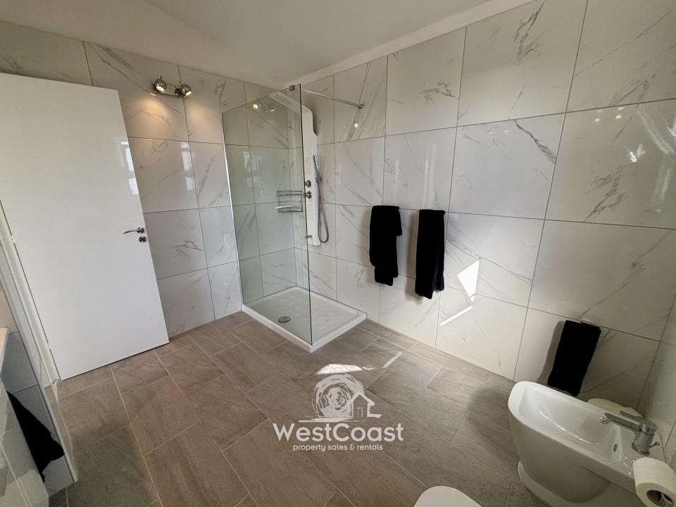 Detached Villa For Sale  in  Peyia