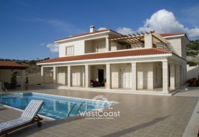Detached Villa For Rent  in  Sea Caves - St.George