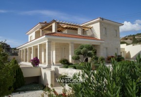 Detached Villa For Rent  in  Sea Caves - St.George