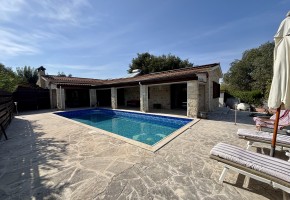 Bungalow Sold in Polemi, Paphos - SL24112