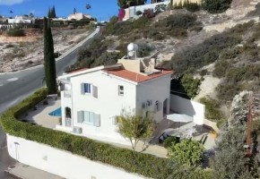 Detached Villa For Sale  in  Peyia