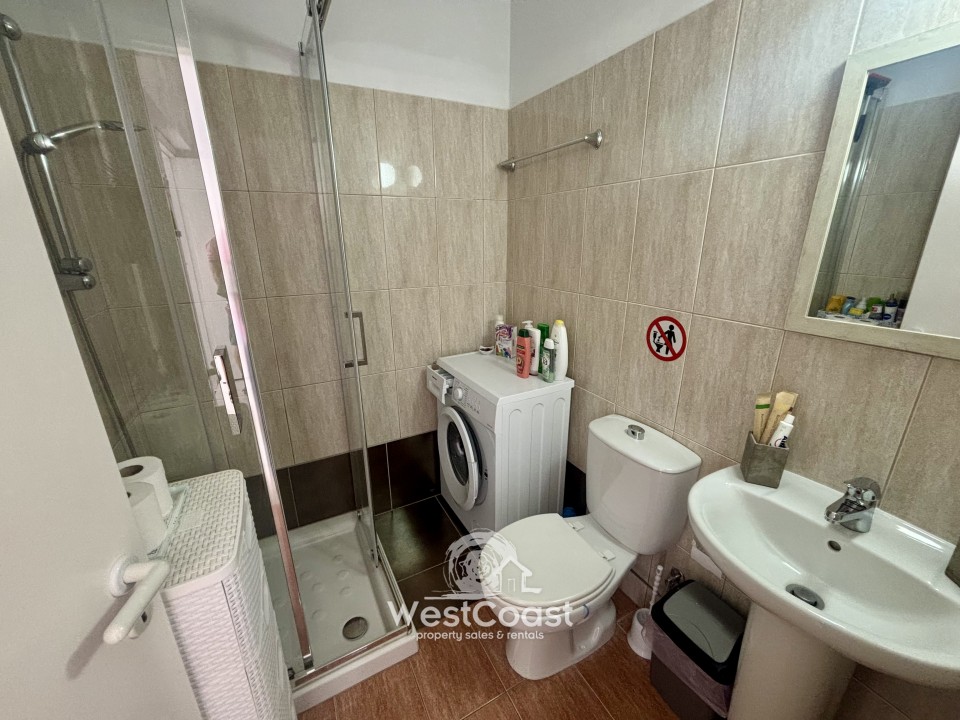 Apartment For Sale  in  Peyia