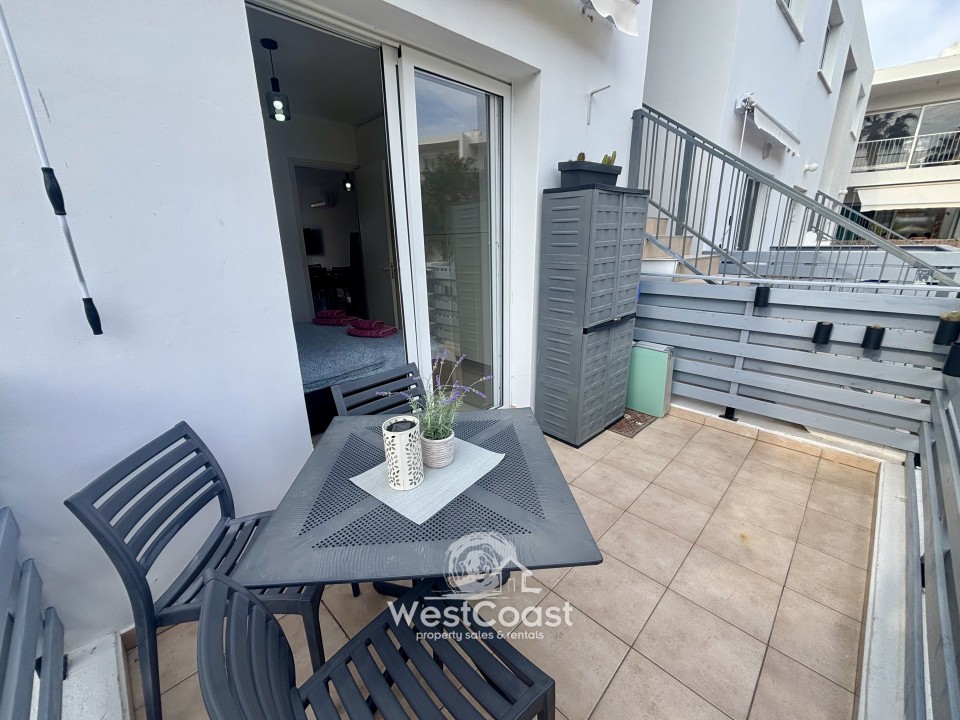 Apartment For Sale  in  Peyia