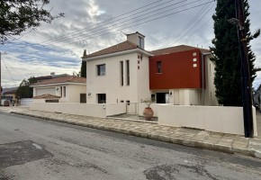 Detached Villa For Sale in Tala, Paphos - SL24132