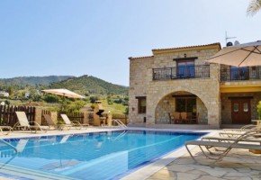 Detached Villa For Sale in Argaka, Paphos - SL13684