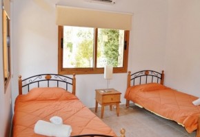 4 Bedroom spacious villa, Argaka, Paphos