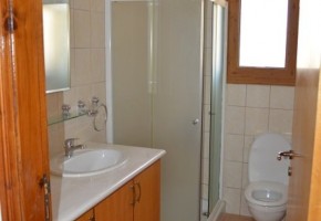 4 Bedroom spacious villa, Argaka, Paphos