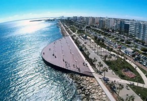 3 bedroom seafront apartment Blue Ocean 