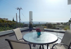 3 bedroom Vill in Tsada