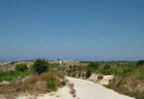 Land in Kathikas